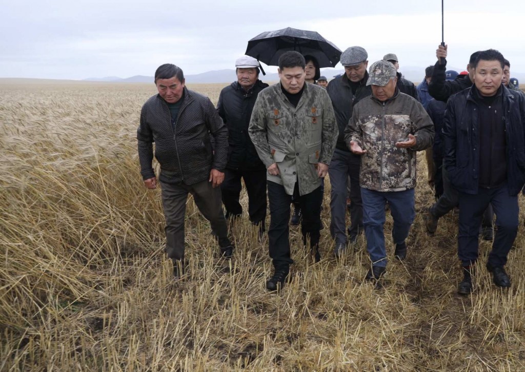 Монголд “чөлөөт зах зээл байхгүй”-г тунхагласны 3 жилийн ойг 9 тэрбумын хашаа&nbsp;санууллаа