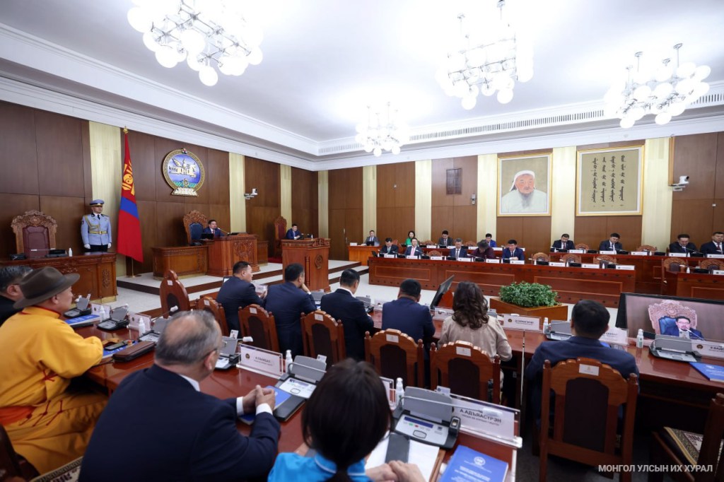 СҮҮЛЧИЙН 76-ГИЙН СОНГУУЛИЙН СУРТАЛЧИЛГАА АЛБАН ЁСООР&nbsp;ЭХЭЛЛЭЭ