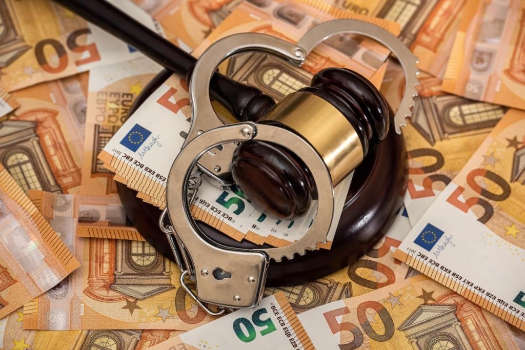 Эдийн засгийн эрх чөлөөг Венесуэль аргаар хийхгүйг мэднэ биз&nbsp;дээ