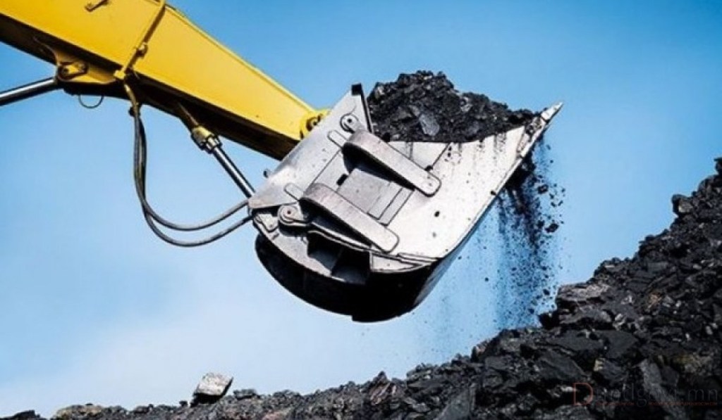 Уул уурхай, худалдаа, үйлчилгээ голлосон эдийн засгийн загвартай болж байна