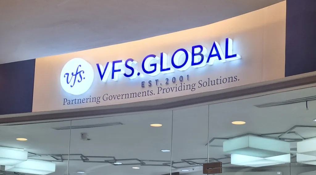 Монголчуудын визээ зуучлуулж байгаа VFS гэж ямар компани&nbsp;вэ?